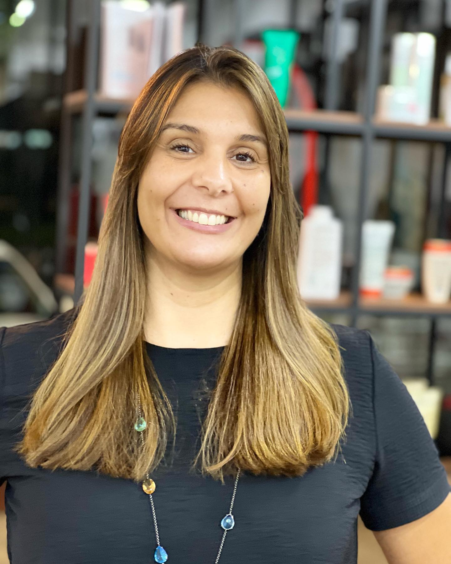 Progressiva em Águas Claras | Cabelos Lisos na Bunitta Salão Progressiva em Águas Claras | Cabelos Lisos na Bunitta Salão