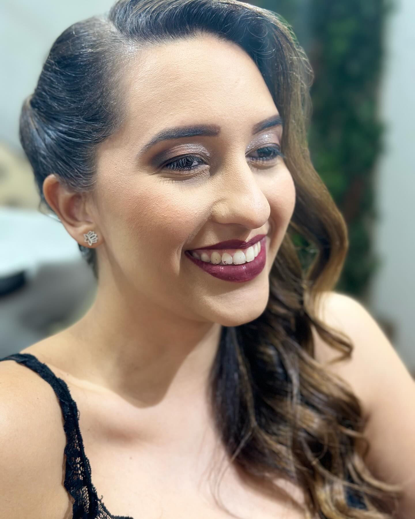 Maquiagem em Águas Claras | Realce Sua Beleza na Bunitta Maquiagem em Águas Claras | Realce Sua Beleza na Bunitta